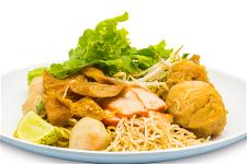 responsive-web-design-pho-restaurant-00082-egg-noodle-crispy-stir-fried-chicken